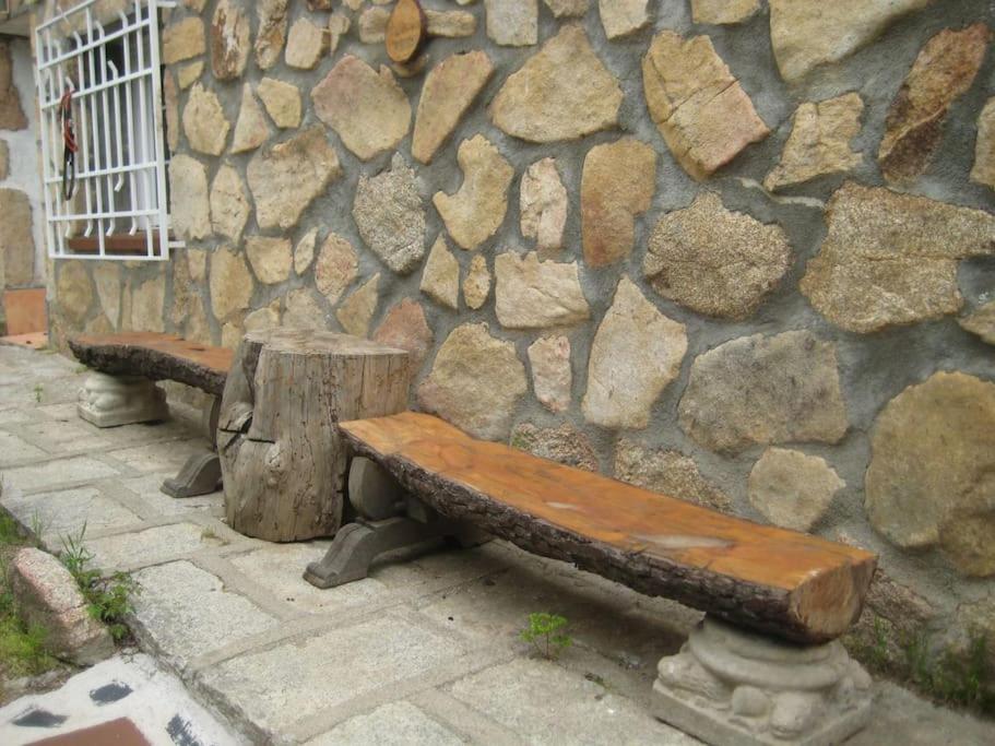 소티요 데 라 아드라다 La Rocalla Del Tietar 빌라 외부 사진